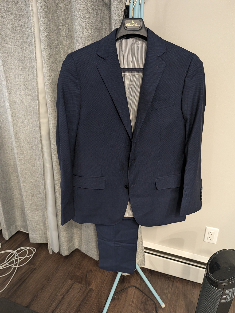Brooks Brothers Explorer Regent Fit Super Wool Two-Piece Suit - 40R